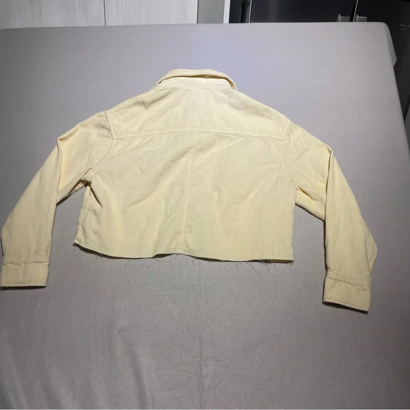 BDG Women's Pale Yellow Corduroy Cropped Boxy Oversized Baggy Jacket Sz Small - Picture 10 of 10